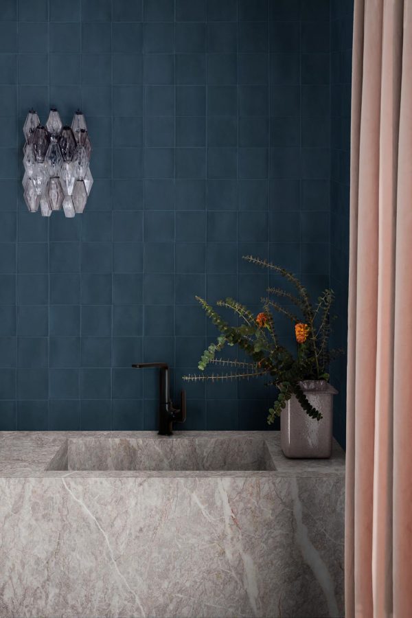 Konfetto 10x10 Blu Lifestyle - Cerdomus Tile Studio Quality Tiles - March 7, 2023 100x100 Konfetto Blu Satin/ Matt MDSJ